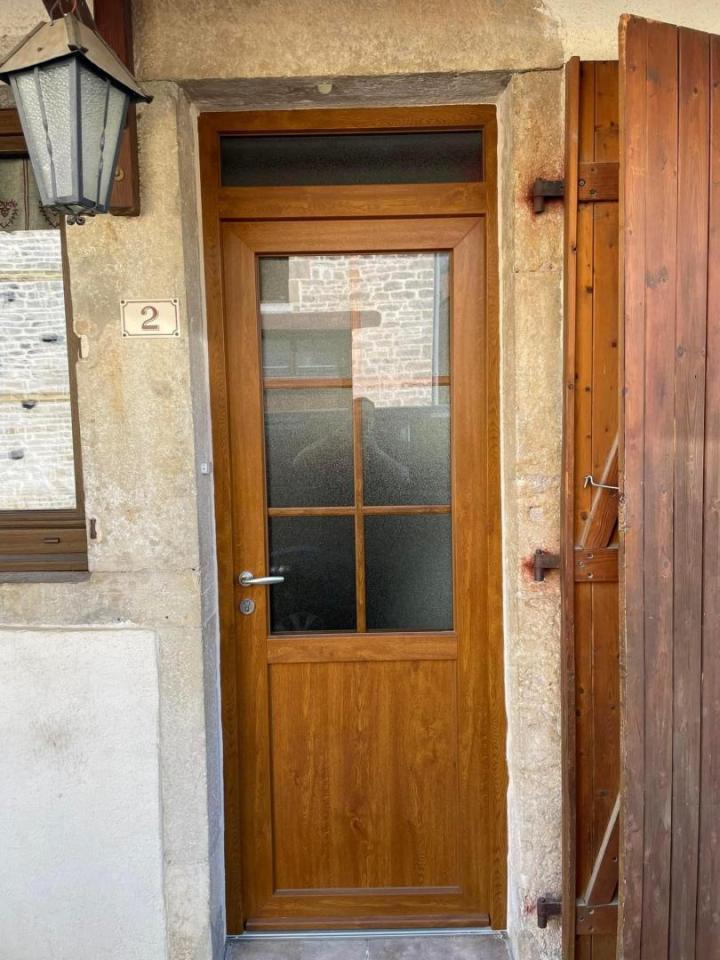 Installation porte Villaines-Les-Prévôtes